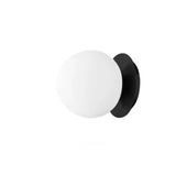 Ellos væglampe med opalglas