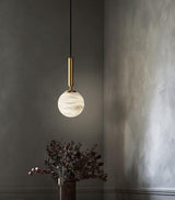 Estrid pendel i marmor