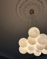 Alessandra loftlampe med kugler i marmor