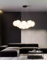 Norr loftlampe med opal glas kugler