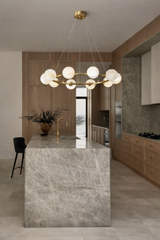 Gry lysekrone med marmorkugler