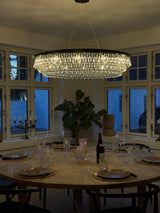 Agathe krystal lysekrone med dråbeformede krystalglas